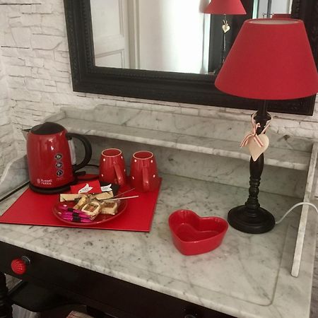Hotel Boutique Saint-Louis Lisieux Εξωτερικό φωτογραφία