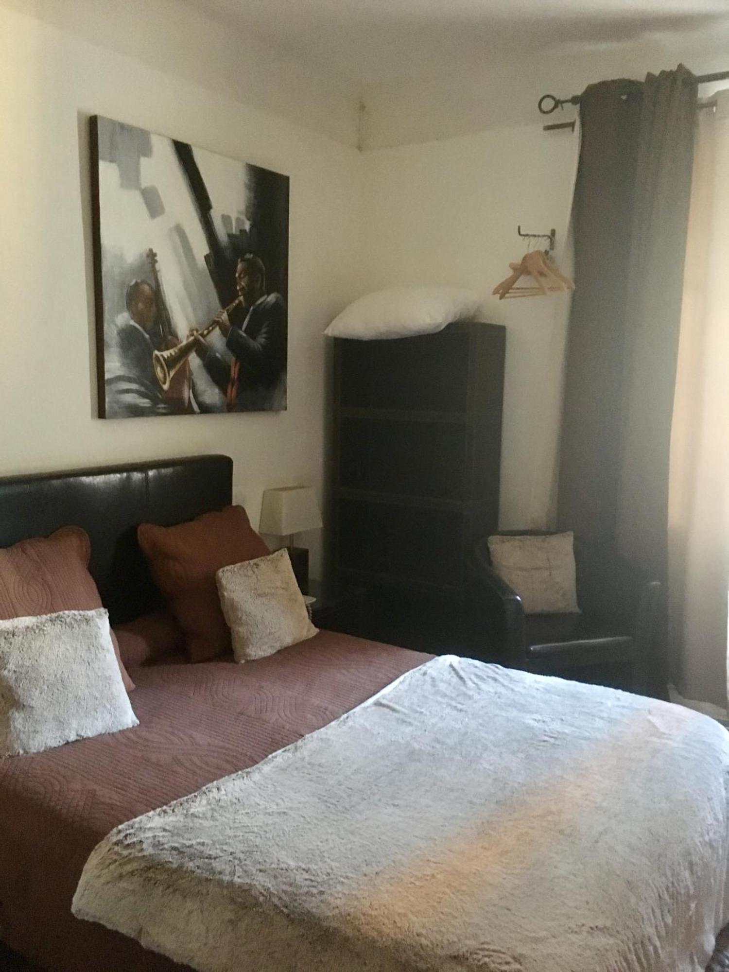 Hotel Boutique Saint-Louis Lisieux Εξωτερικό φωτογραφία