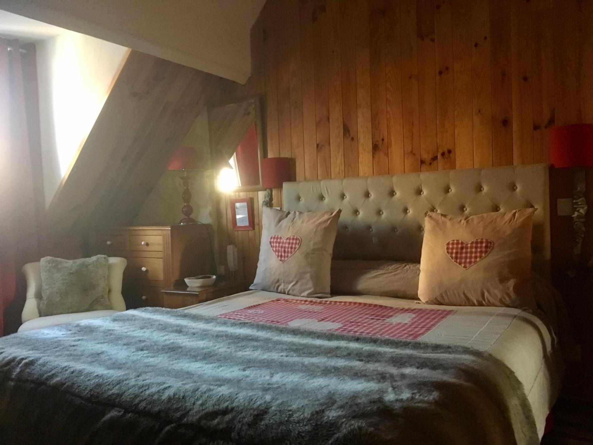 Hotel Boutique Saint-Louis Lisieux Εξωτερικό φωτογραφία