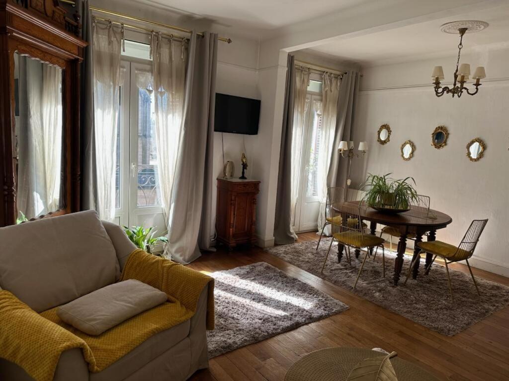 Hotel Boutique Saint-Louis Lisieux Εξωτερικό φωτογραφία